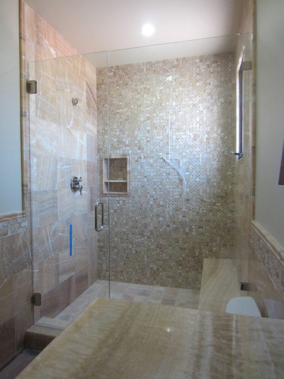 Shower Enclosure With Polished Nickel Hardware