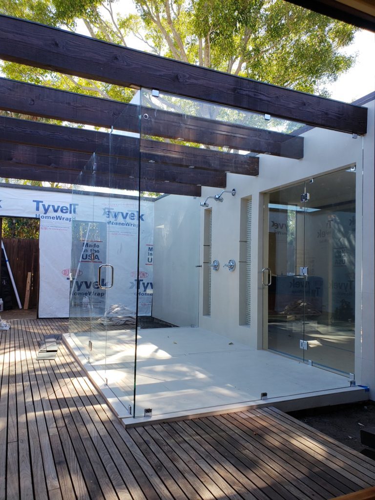 custom glass outdoor shower