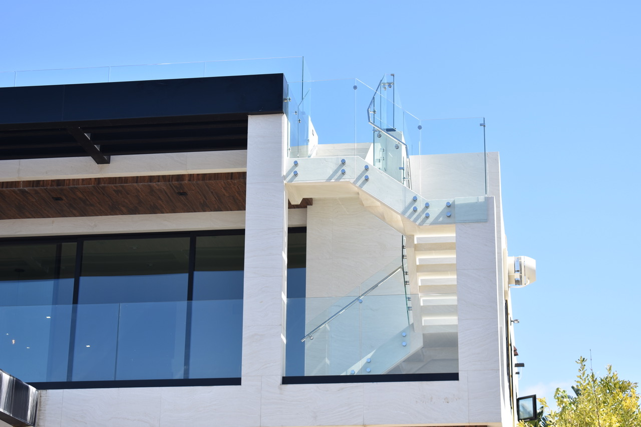 frameless glass shower enclosure